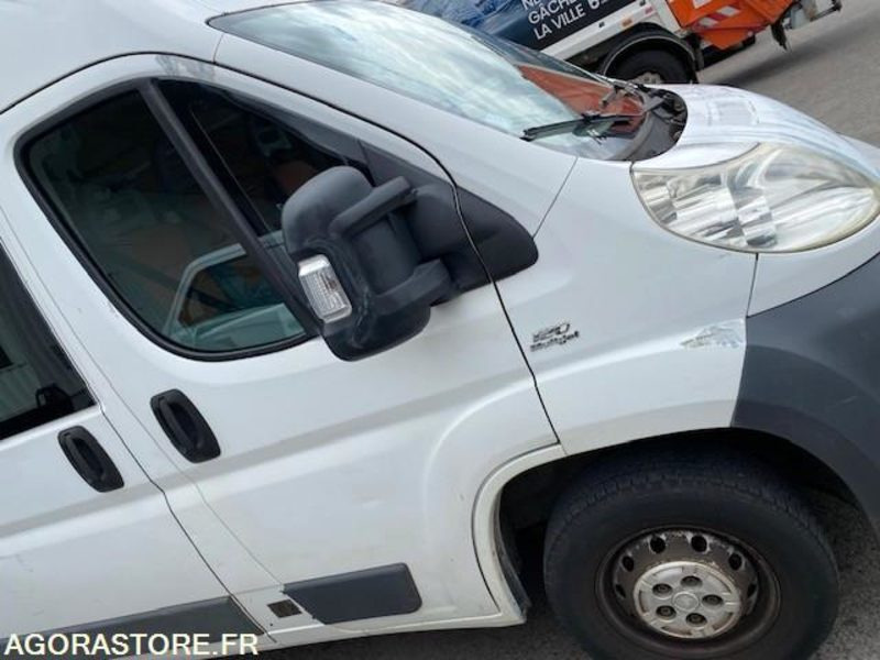 FIAT DUCATO (PAR 3340) - Furgão: foto 4 FIAT DUCATO (PAR 3340) - Furgão: foto 4
