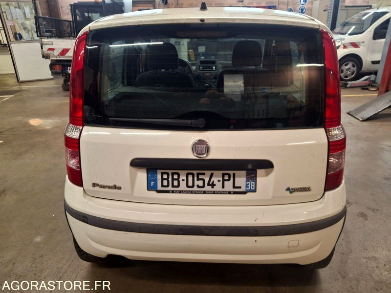 FIAT PANDA BI CARBURATION - Automóvel: foto 4 FIAT PANDA BI CARBURATION - Automóvel: foto 4