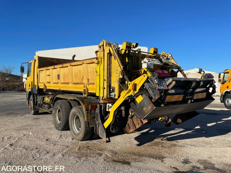 FINISSEUR D’INTERVENTION RAPIDE - DAF - FIR 3000 - 2003 / 335000 KM - Máquina de asfalto: foto 2 FINISSEUR D’INTERVENTION RAPIDE - DAF - FIR 3000 - 2003 / 335000 KM - Máquina de asfalto: foto 2