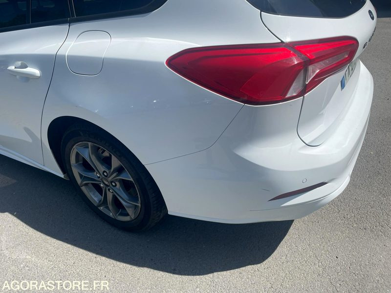 FORD FOCUS finition ST Line 122800 Kms 2021 - Carro perua: foto 2 FORD FOCUS finition ST Line 122800 Kms 2021 - Carro perua: foto 2