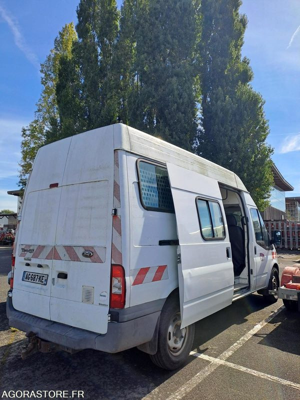 FORD | TRANSIT | 2009 | 140117KM - Furgão: foto 2 FORD | TRANSIT | 2009 | 140117KM - Furgão: foto 2