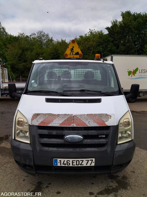 FORD TRANSIT BENNE SIMPLE CABINE DE 2006 - Furgão basculante: foto 1 FORD TRANSIT BENNE SIMPLE CABINE DE 2006 - Furgão basculante: foto 1