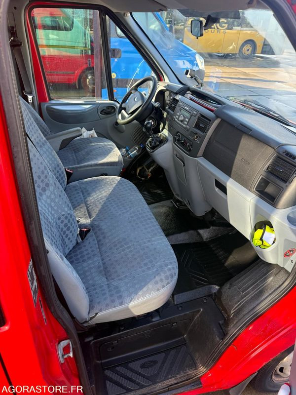 FORD TRANSIT - Micro-ônibus, Furgão de passageiros: foto 4 FORD TRANSIT - Micro-ônibus, Furgão de passageiros: foto 4