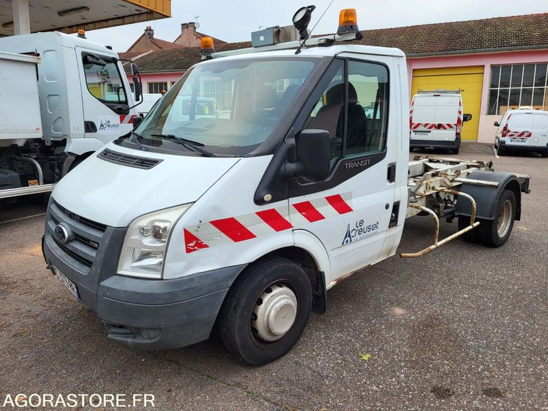 FORD transit avec système ampirol (sans contrôle technique) - Furgão basculante: foto 2 FORD transit avec système ampirol (sans contrôle technique) - Furgão basculante: foto 2