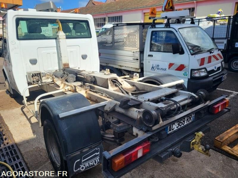 FORD transit avec système ampirol (sans contrôle technique) - Furgão basculante: foto 3 FORD transit avec système ampirol (sans contrôle technique) - Furgão basculante: foto 3