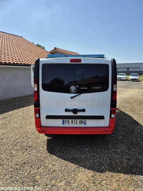 FX-912-DH - Roulant - RENAULT TRAFIC - VASP - 350 066 Kms - Furgão: foto 4 FX-912-DH - Roulant - RENAULT TRAFIC - VASP - 350 066 Kms - Furgão: foto 4