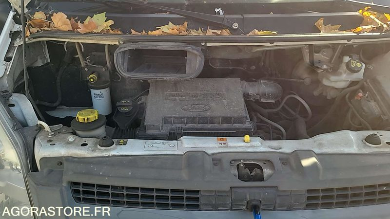 Ford Transit LS - 2008 - 76734kms - 929AZP67 - Furgão: foto 3 Ford Transit LS - 2008 - 76734kms - 929AZP67 - Furgão: foto 3