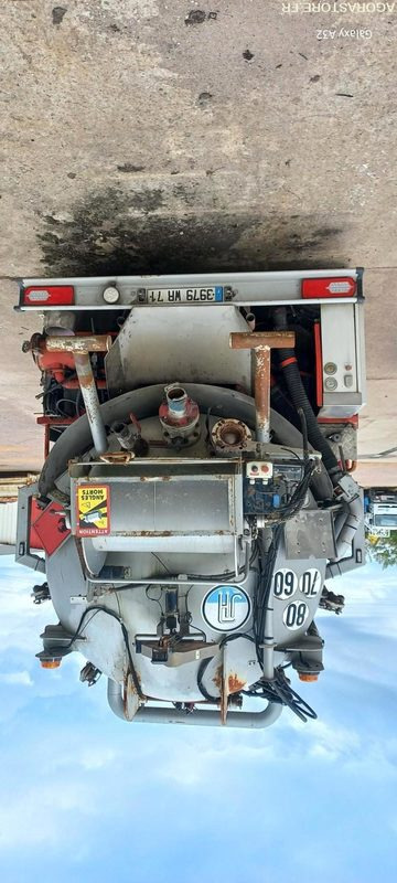 HYDROCUREUR RENAULT HUWER 26T 3979WR71 (vente uniquement Export) - Caminhão limpa fossa: foto 1 HYDROCUREUR RENAULT HUWER 26T 3979WR71 (vente uniquement Export) - Caminhão limpa fossa: foto 1