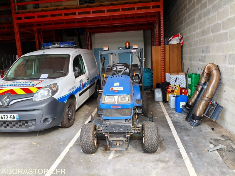 ISEKI TONDEUSE AUTOPORTEE SXG22 - Cortador de grama: foto 1 ISEKI TONDEUSE AUTOPORTEE SXG22 - Cortador de grama: foto 1