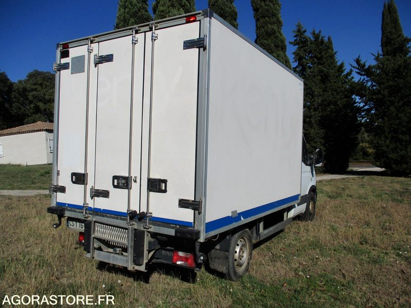 IVECO 35S13 de 2013 426915Kms "d'autoroute"chassis cabine frigorifique - Carrinha frigorífica: foto 4 IVECO 35S13 de 2013 426915Kms "d'autoroute"chassis cabine frigorifique - Carrinha frigorífica: foto 4