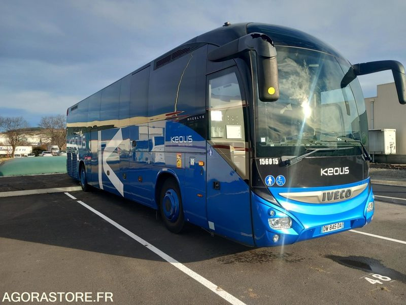 IVECO BUS MAGELYS 12.76m N°156015 - Micro-ônibus, Furgão de passageiros: foto 1 IVECO BUS MAGELYS 12.76m N°156015 - Micro-ônibus, Furgão de passageiros: foto 1