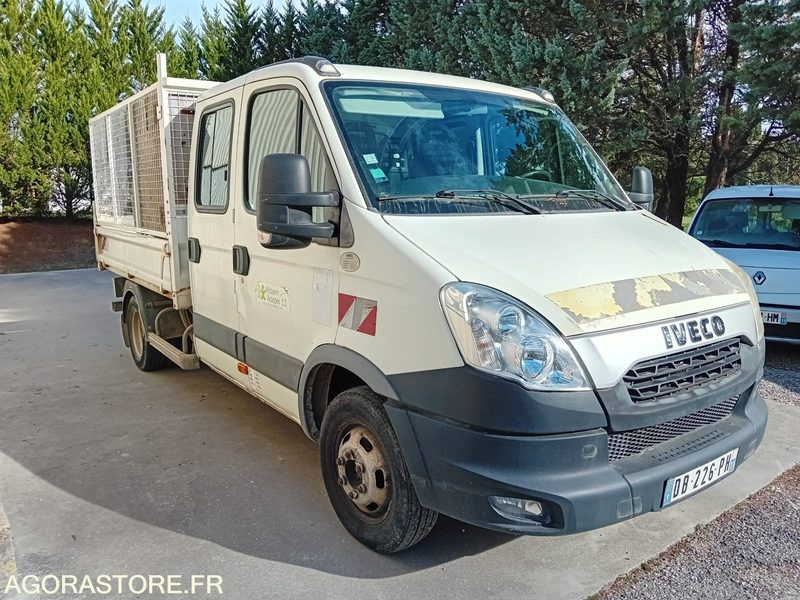 IVECO DAILY 35C15 BENNE 7 PLACES - Furgão basculante: foto 2 IVECO DAILY 35C15 BENNE 7 PLACES - Furgão basculante: foto 2