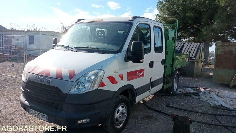 Iveco - 2013 - 275975kms - CX-315-AK - Furgão: foto 2 Iveco - 2013 - 275975kms - CX-315-AK - Furgão: foto 2