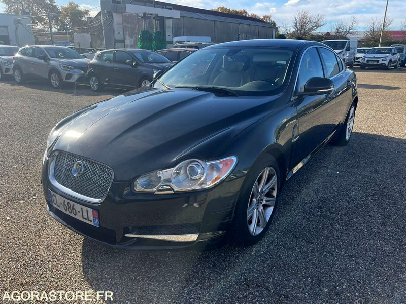 JAGUAR XF 3.0 D 240CH BOITE AUTO - 2011 - 123000KMS - Automóvel: foto 1 JAGUAR XF 3.0 D 240CH BOITE AUTO - 2011 - 123000KMS - Automóvel: foto 1