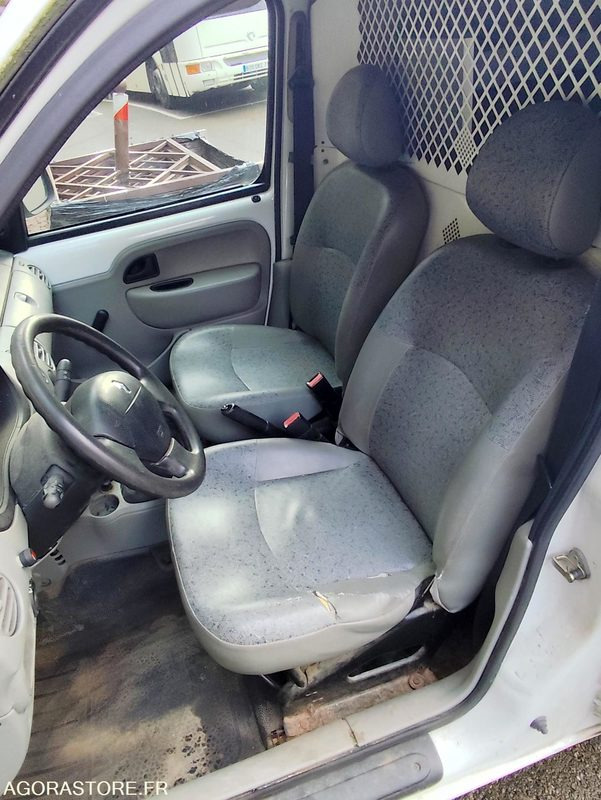 Kangoo - 2006 - Furgão compacto: foto 3 Kangoo - 2006 - Furgão compacto: foto 3