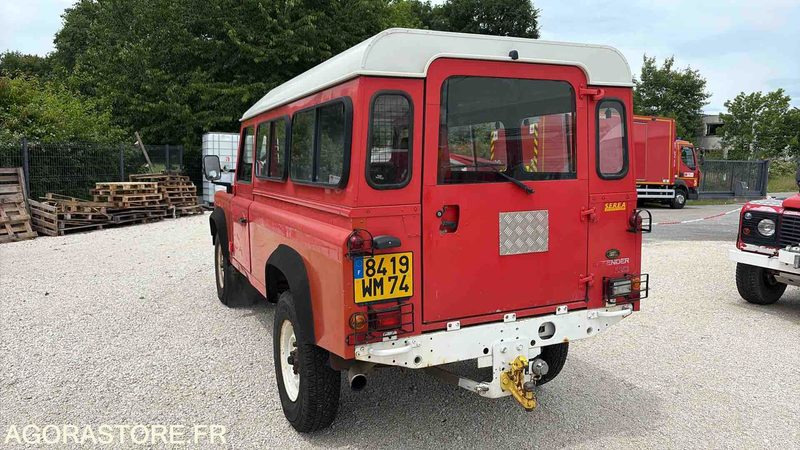 LAND ROVER DÉFENDER 110 - 67 933 Kms - 1999 - 8419 WM 74 - SUV: foto 2 LAND ROVER DÉFENDER 110 - 67 933 Kms - 1999 - 8419 WM 74 - SUV: foto 2