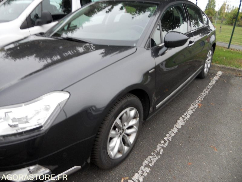 LOT 13 SLT - CITROEN C5 - Automóvel: foto 2 LOT 13 SLT - CITROEN C5 - Automóvel: foto 2