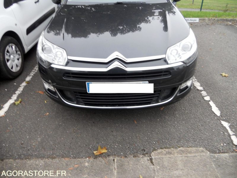 LOT 13 SLT - CITROEN C5 - Automóvel: foto 1 LOT 13 SLT - CITROEN C5 - Automóvel: foto 1