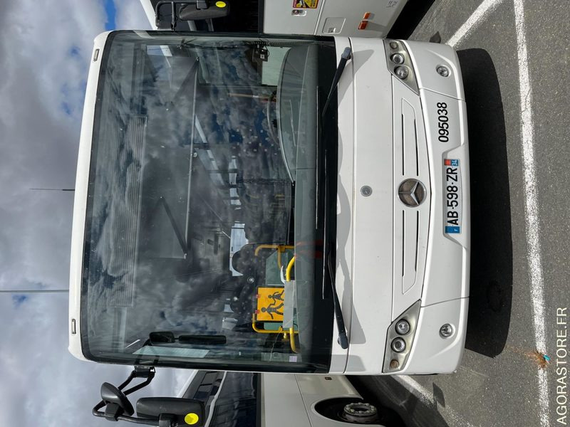 MERCEDES INTOURO N°095038 - Autocarro escolar: foto 1 MERCEDES INTOURO N°095038 - Autocarro escolar: foto 1