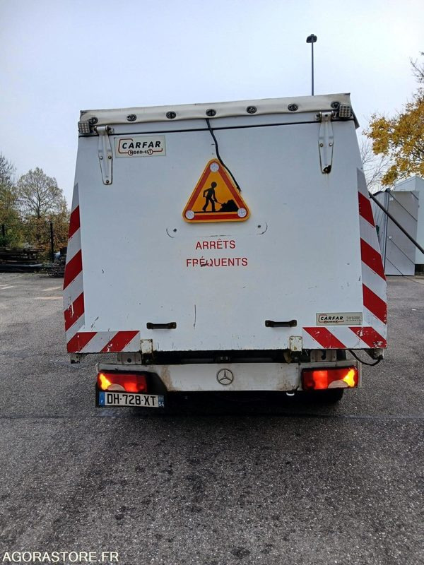 MERCEDES SPRINTER ANNEE 2014 BENNE BASCULANTE BOITE AUTO - Furgão basculante: foto 3 MERCEDES SPRINTER ANNEE 2014 BENNE BASCULANTE BOITE AUTO - Furgão basculante: foto 3