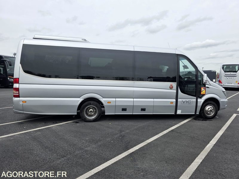 MERCEDES SPRINTER TOURISME 19+1+1 VIP - 2018 - 180 000 km - Autocarro: foto 2 MERCEDES SPRINTER TOURISME 19+1+1 VIP - 2018 - 180 000 km - Autocarro: foto 2