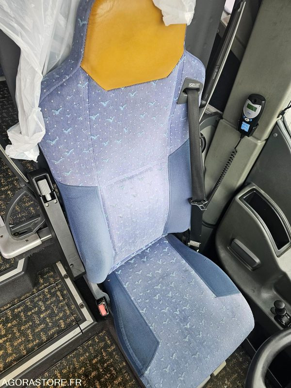 MERCEDES TOURISMO - 2012 - 909550KM - CF553CP - Autocarro: foto 5 MERCEDES TOURISMO - 2012 - 909550KM - CF553CP - Autocarro: foto 5