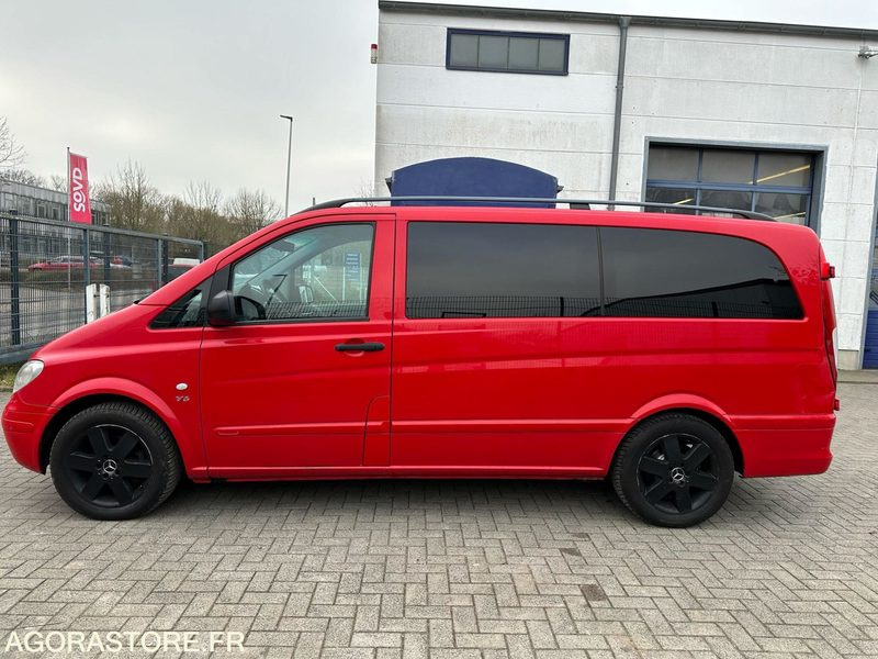 MERCEDES VITO 120 CDI - 2010 - Micro-ônibus, Furgão de passageiros: foto 2 MERCEDES VITO 120 CDI - 2010 - Micro-ônibus, Furgão de passageiros: foto 2