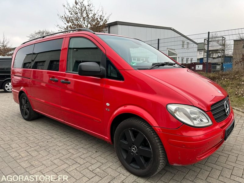 MERCEDES VITO 120 CDI - 2010 - Micro-ônibus, Furgão de passageiros: foto 1 MERCEDES VITO 120 CDI - 2010 - Micro-ônibus, Furgão de passageiros: foto 1