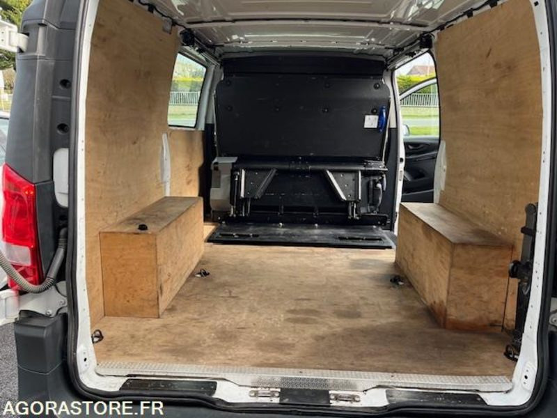 MERCEDES VITO MIXTO 116 CDI LONG 5 PLACES - Furgão: foto 3 MERCEDES VITO MIXTO 116 CDI LONG 5 PLACES - Furgão: foto 3