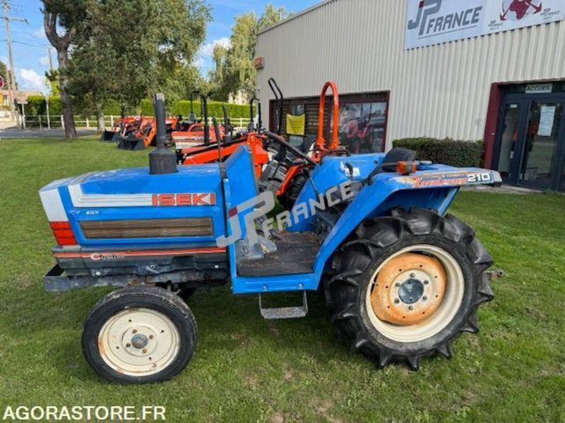 MICRO TRACTEUR ISEKI 22 CV 3 cylindres diesel 1194H 2RM - Trator: foto 1 MICRO TRACTEUR ISEKI 22 CV 3 cylindres diesel 1194H 2RM - Trator: foto 1