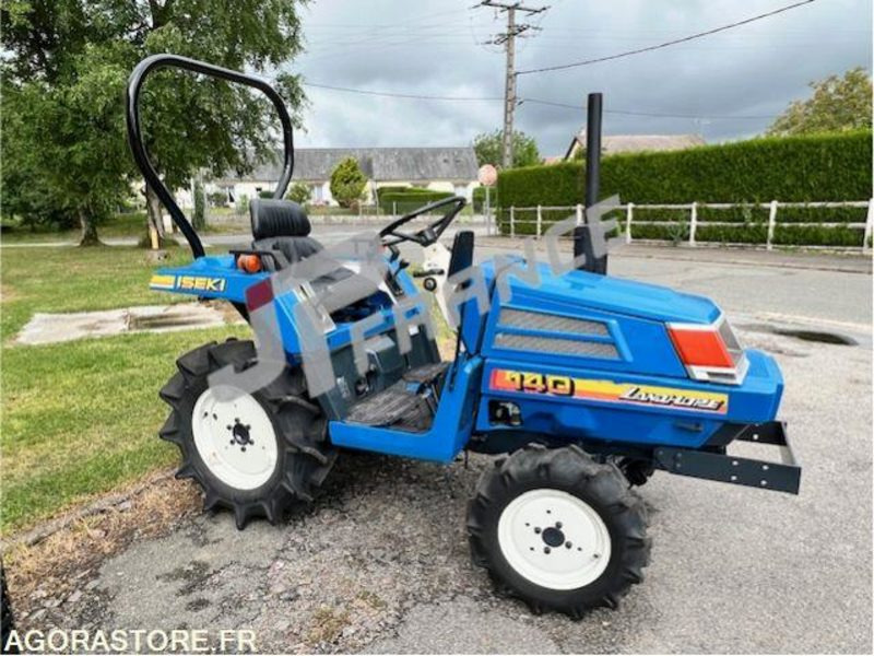 MICROTRACTEUR ISEKI 14 CV 4 ROUES MOTRICES DIESEL 1263H DANS L'ETAT ROULANT - Trator: foto 2 MICROTRACTEUR ISEKI 14 CV 4 ROUES MOTRICES DIESEL 1263H DANS L'ETAT ROULANT - Trator: foto 2