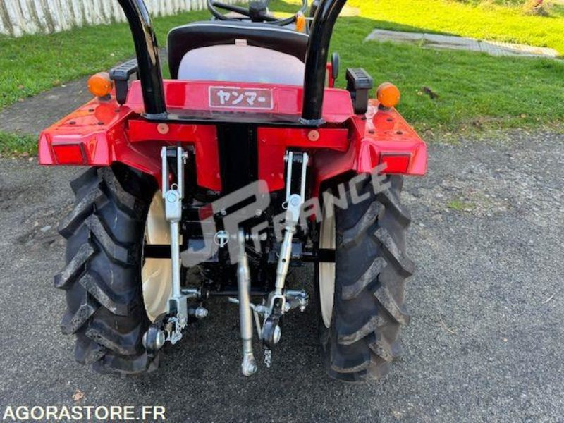 MICROTRACTEUR YANMAR 16CV 3 CYLINDRES DIESEL D'OCCASION 4 RM PDF 3 PTS COMPLET - Trator: foto 5 MICROTRACTEUR YANMAR 16CV 3 CYLINDRES DIESEL D'OCCASION 4 RM PDF 3 PTS COMPLET - Trator: foto 5