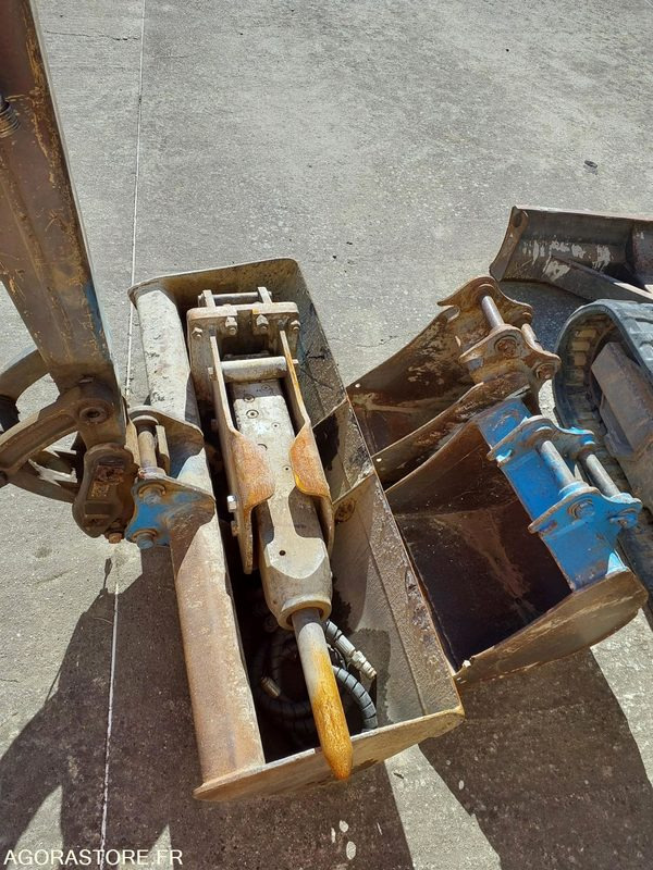 Escavadeira MINI PELLE VOLVO EC27C: foto 6