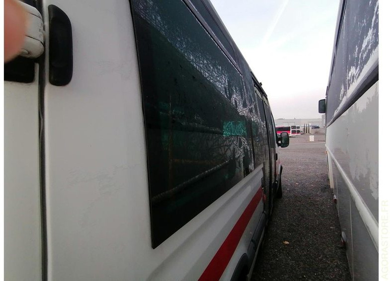 MINIBUS-RENAULT-MASTER-94740 (3102) MEC 2010/356076 KM- BA988TZ - Micro-ônibus, Furgão de passageiros: foto 5 MINIBUS-RENAULT-MASTER-94740 (3102) MEC 2010/356076 KM- BA988TZ - Micro-ônibus, Furgão de passageiros: foto 5