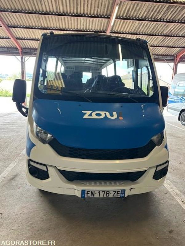 MINICARS IVECO BUS DAILY TOURYS 25396 MEC 2017 KM 277000 EN-178-ZE - Micro-ônibus, Furgão de passageiros: foto 1 MINICARS IVECO BUS DAILY TOURYS 25396 MEC 2017 KM 277000 EN-178-ZE - Micro-ônibus, Furgão de passageiros: foto 1