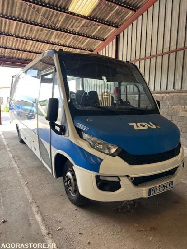 MINICARS IVECO BUS DAILY TOURYS 25397 MEC 2017 KM 239000 ER-765-CX - Micro-ônibus, Furgão de passageiros: foto 2 MINICARS IVECO BUS DAILY TOURYS 25397 MEC 2017 KM 239000 ER-765-CX - Micro-ônibus, Furgão de passageiros: foto 2