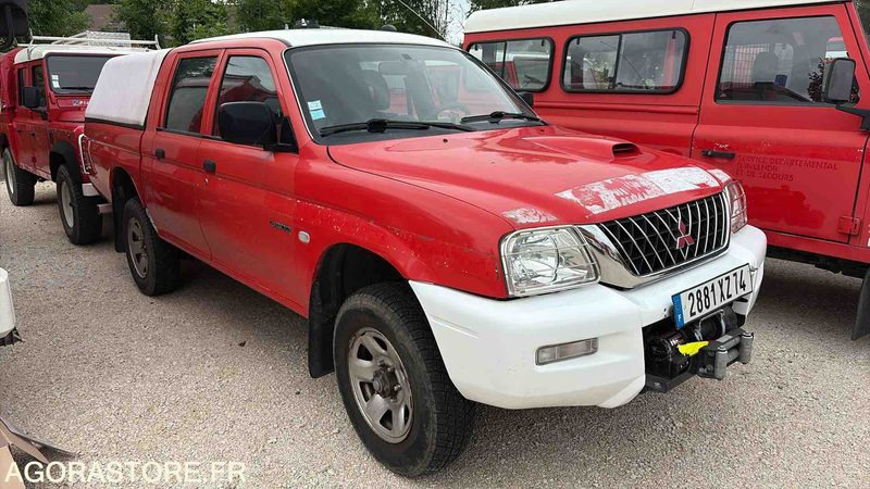 MITSUBISHI L200 - 109 427 Kms - 2004- 2881 XZ 74 - Automóvel: foto 1 MITSUBISHI L200 - 109 427 Kms - 2004- 2881 XZ 74 - Automóvel: foto 1