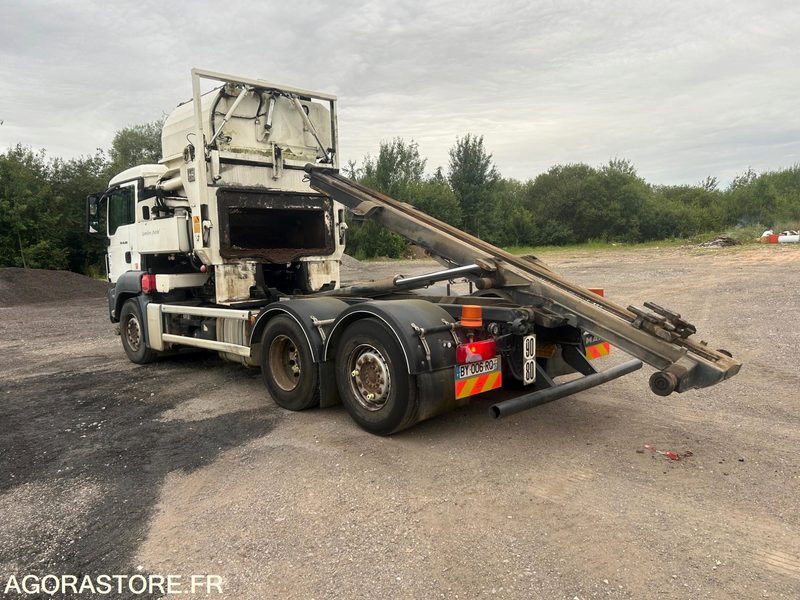 Man compacteur polybenne - 2011 - 325 000km - Caminhão de lixo: foto 4 Man compacteur polybenne - 2011 - 325 000km - Caminhão de lixo: foto 4