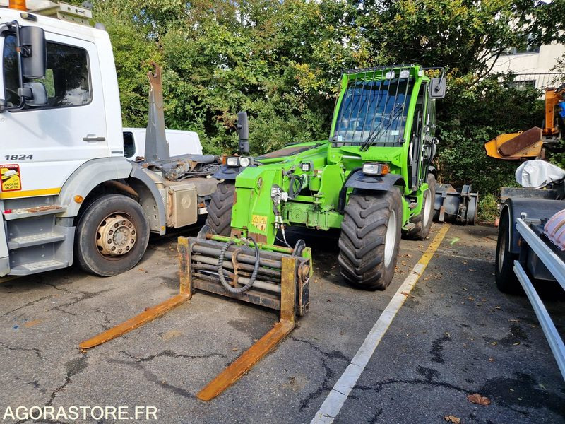 Merlo TF 42.7 CS - 2018 - 4931 - FB681VE - Empilhador telescópico: foto 1 Merlo TF 42.7 CS - 2018 - 4931 - FB681VE - Empilhador telescópico: foto 1
