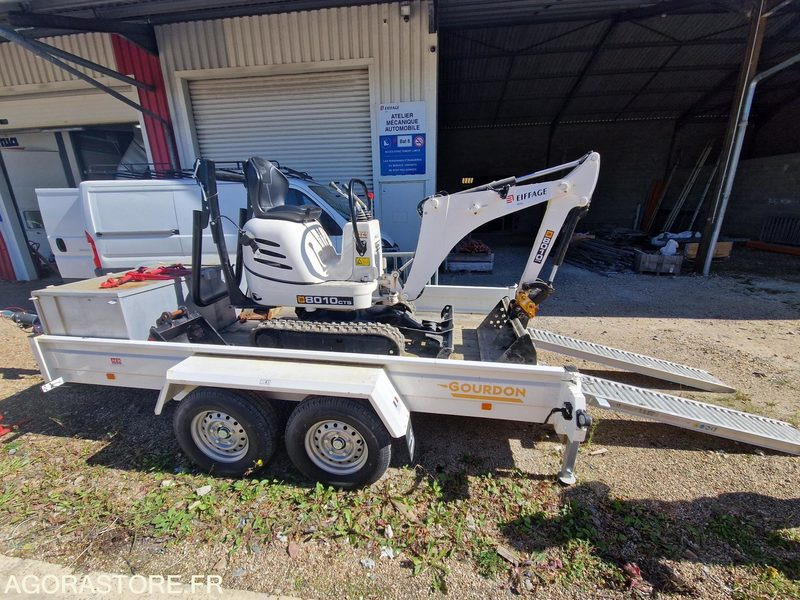 Mini Pelle 1T JCB 8010CTS + Remorque - 2023 / (NEUVE) 19 HEURES (EMF201) - Mini escavadeira: foto 2 Mini Pelle 1T JCB 8010CTS + Remorque - 2023 / (NEUVE) 19 HEURES (EMF201) - Mini escavadeira: foto 2