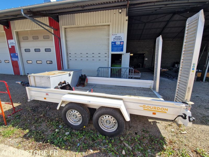 Mini Pelle 1T JCB 8010CTS + Remorque - 2023 / (NEUVE) 19 HEURES (EMF201) - Mini escavadeira: foto 5 Mini Pelle 1T JCB 8010CTS + Remorque - 2023 / (NEUVE) 19 HEURES (EMF201) - Mini escavadeira: foto 5