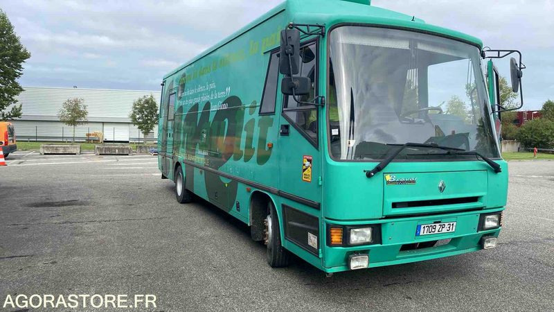 RENAULT PP180 - 1997 - 85503km - Ônibus: foto 1 RENAULT PP180 - 1997 - 85503km - Ônibus: foto 1