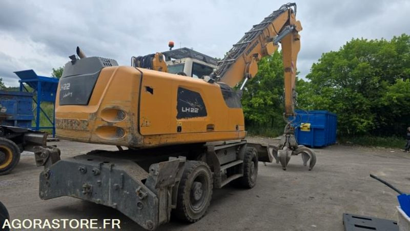 PELLE DE MANUTENTION SUR ROUE - LH22M LITRONIC LIEBHERR - 2017 / 12 053 HEURES - Escavadeira: foto 1 PELLE DE MANUTENTION SUR ROUE - LH22M LITRONIC LIEBHERR - 2017 / 12 053 HEURES - Escavadeira: foto 1