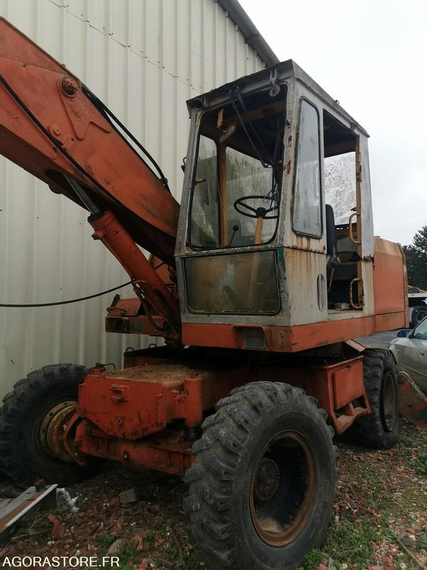 PELLE GRUE LIEBHERR A901C - 1981 - Escavadeira: foto 1 PELLE GRUE LIEBHERR A901C - 1981 - Escavadeira: foto 1