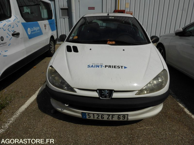 PEUGEOT 206 - Automóvel: foto 1 PEUGEOT 206 - Automóvel: foto 1