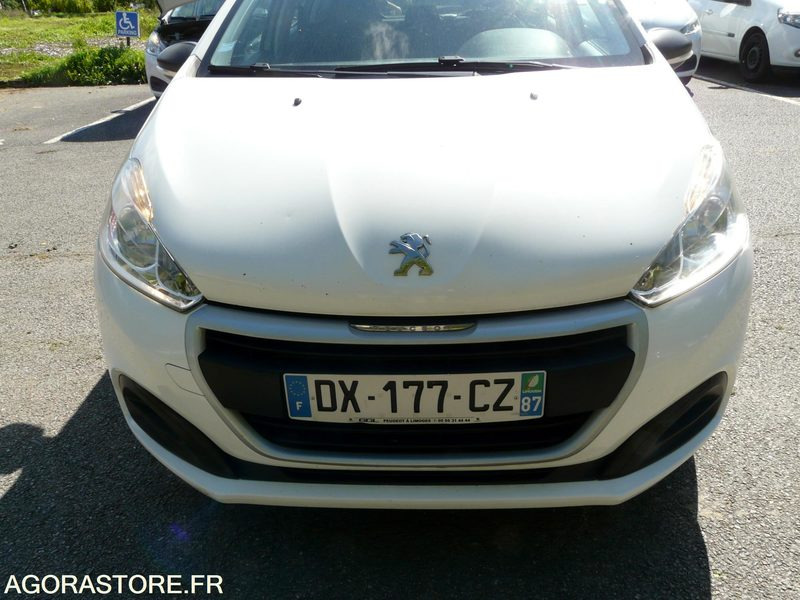 PEUGEOT 208 DX177CZ - Automóvel: foto 1 PEUGEOT 208 DX177CZ - Automóvel: foto 1