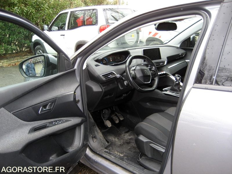 PEUGEOT 3008 - REF SCP/1086 - 2017 - 157000KM - SUV: foto 4 PEUGEOT 3008 - REF SCP/1086 - 2017 - 157000KM - SUV: foto 4