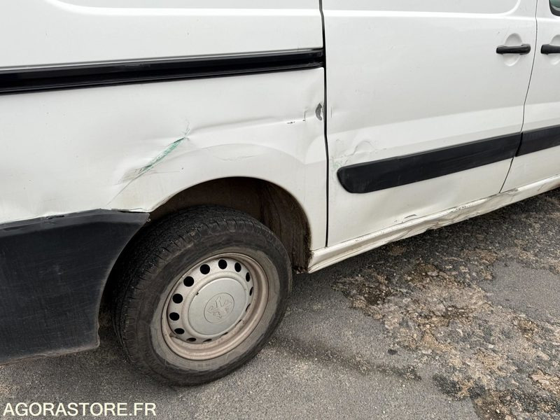 PEUGEOT EXPERT - 2008 - 169000KM - Furgão: foto 3 PEUGEOT EXPERT - 2008 - 169000KM - Furgão: foto 3