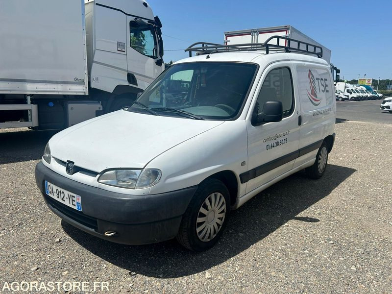 PEUGEOT PARTNER 1.9D 69CV 1999 273780KMS - Furgão compacto: foto 1 PEUGEOT PARTNER 1.9D 69CV 1999 273780KMS - Furgão compacto: foto 1
