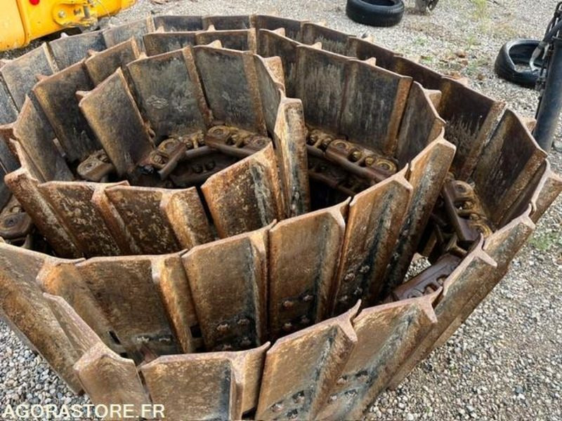 PAIRE DE CHENILLES CATERPILLAR D6N - Peça de reposição de Máquina de construção: foto 4 PAIRE DE CHENILLES CATERPILLAR D6N - Peça de reposição de Máquina de construção: foto 4
